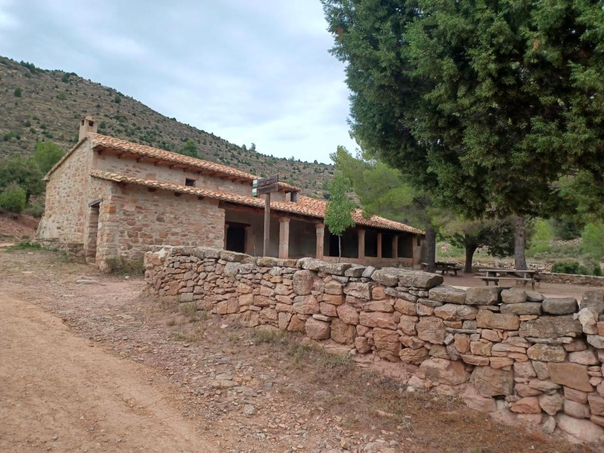 La Vieja Escuela Villa Fuentes de Rubielos Екстериор снимка